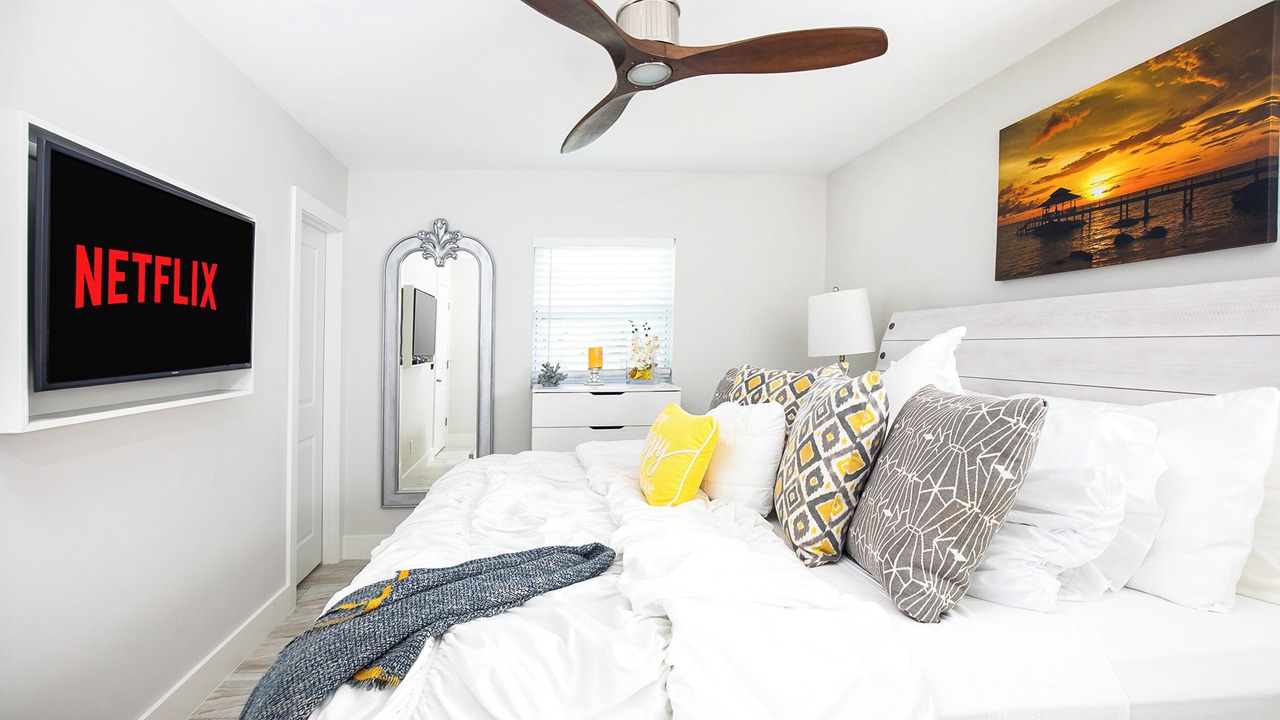 Photo of Bedroom in Bonita Shores