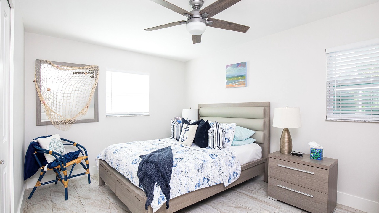 Photo of Bedroom in Bonita Shores