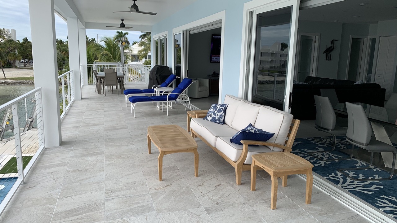 Photo of Patio Balcony in Lower Matecumbe Beach