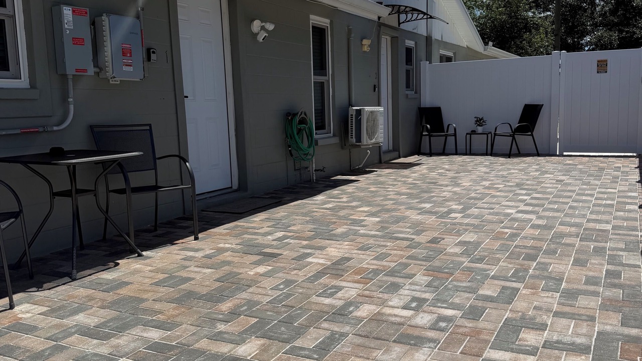 Photo of Patio Balcony in Greater Northdale
