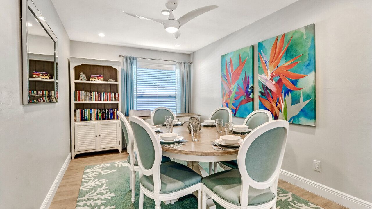 Photo of Bedroom in Naples Park