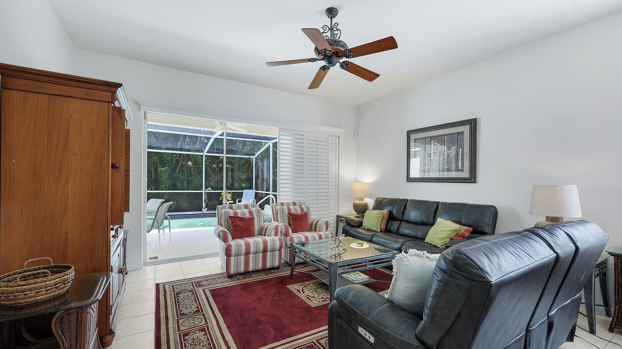 Photo of Livingroom in North Naples