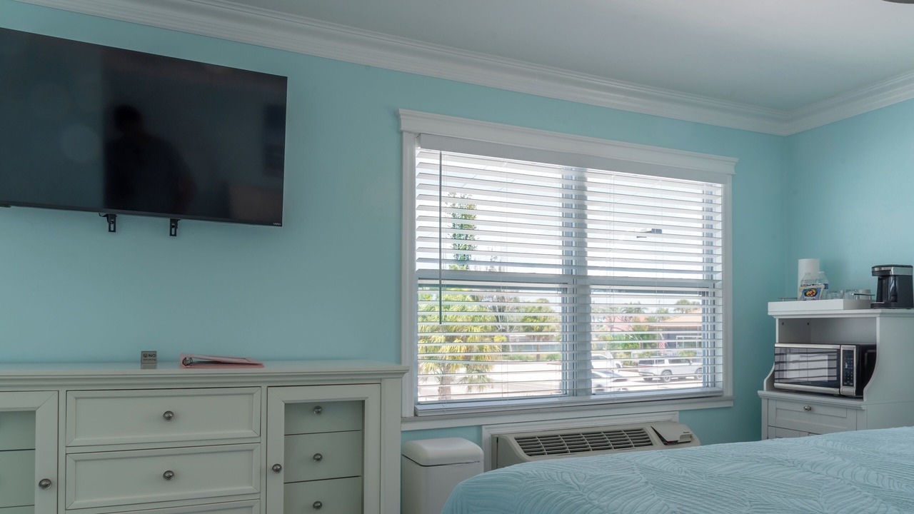 Photo of Bedroom in Mid Island