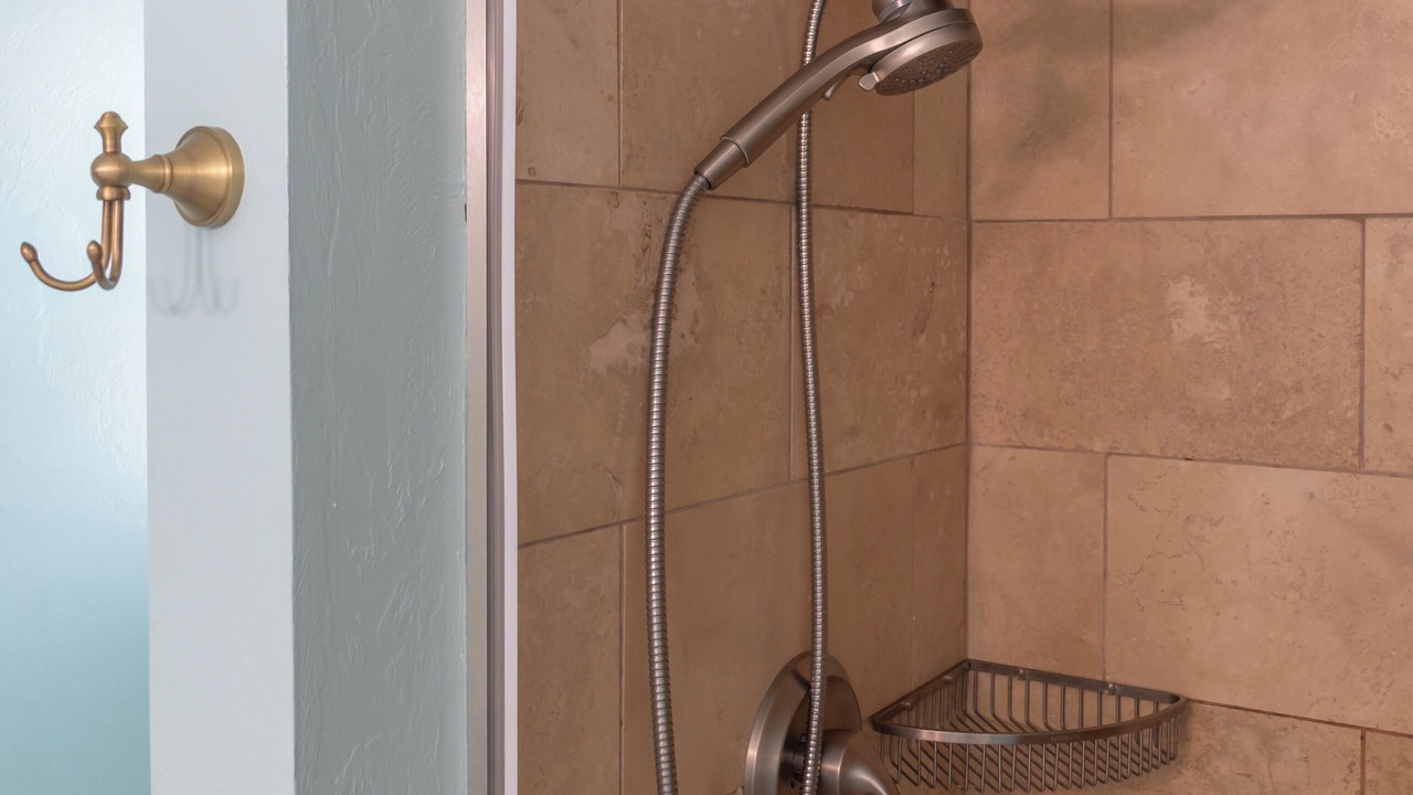 Photo of Bathroom in Mid Island