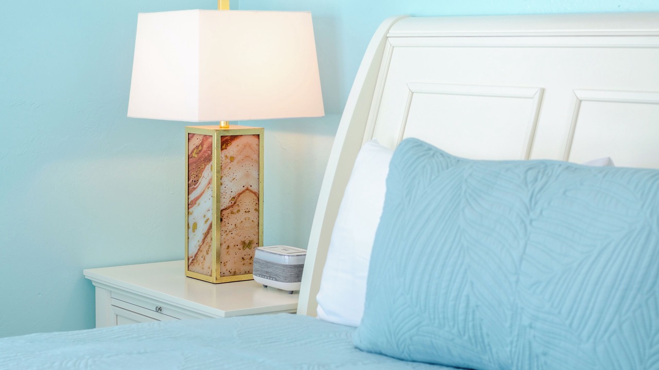 Photo of Bedroom in Mid Island