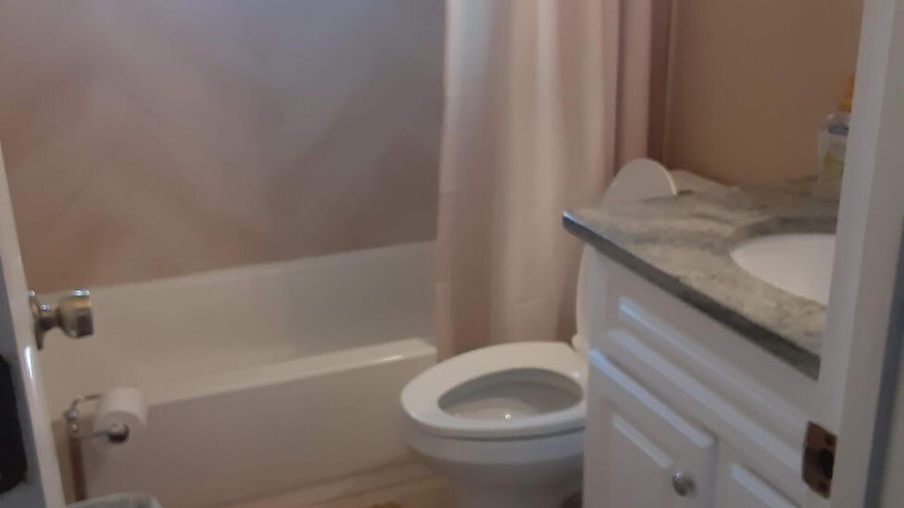 Photo of Bathroom in Golf Hammock