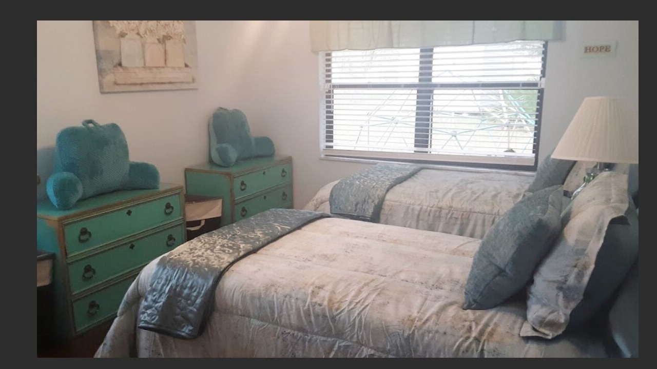 Photo of Bedroom in Golf Hammock