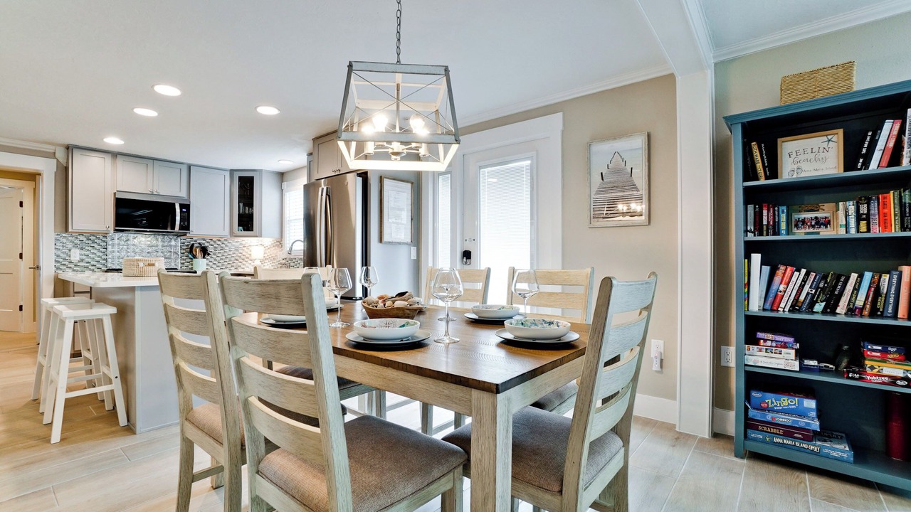 Photo of Livingroom in Holmes Beach