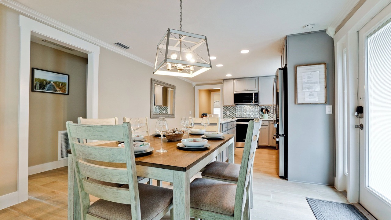 Photo of Livingroom in Holmes Beach