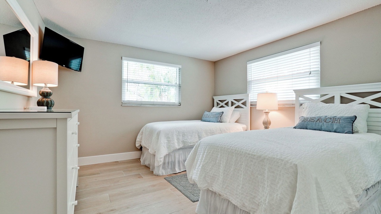 Photo of Bedroom in Holmes Beach
