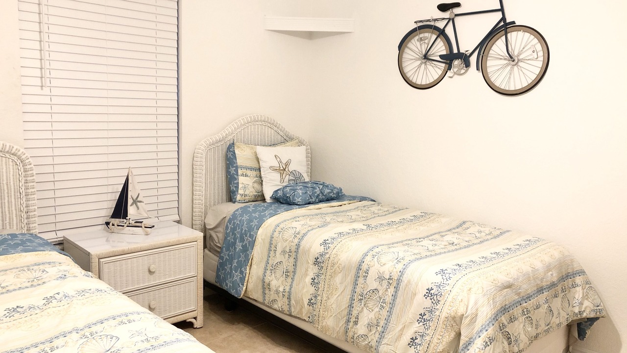 Photo of Bedroom in East Ocean Ave