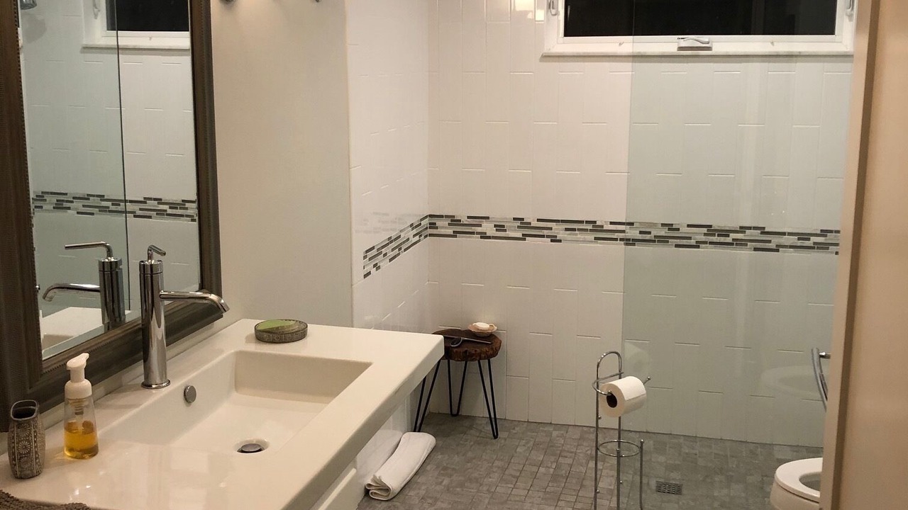 Photo of Bathroom in Indian Beach Sapphire Shores
