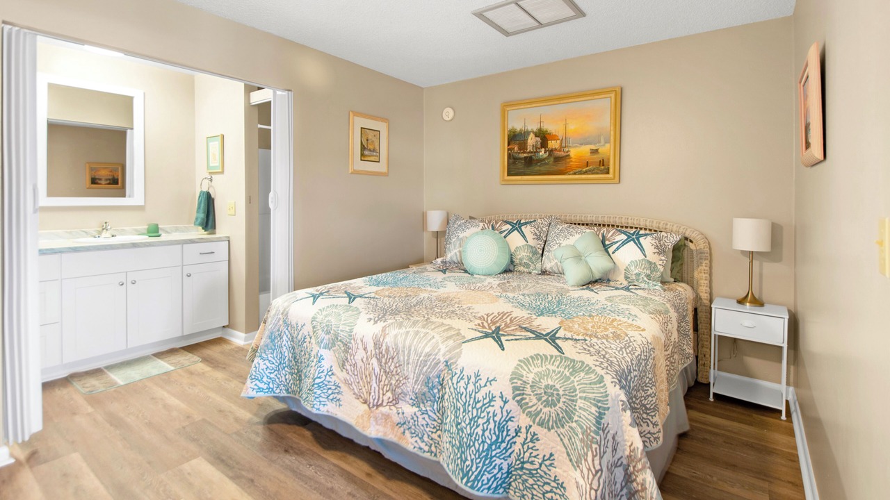 Photo of Bedroom in Isles of Capri