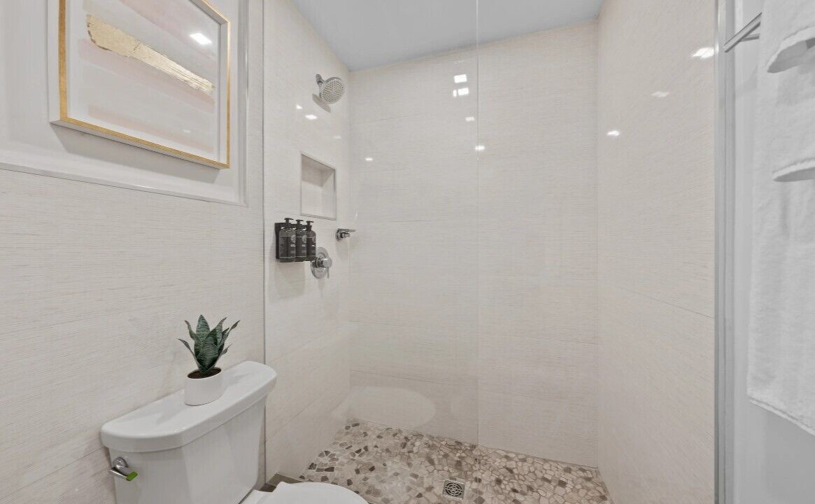 Photo of Bathroom in Islamorada