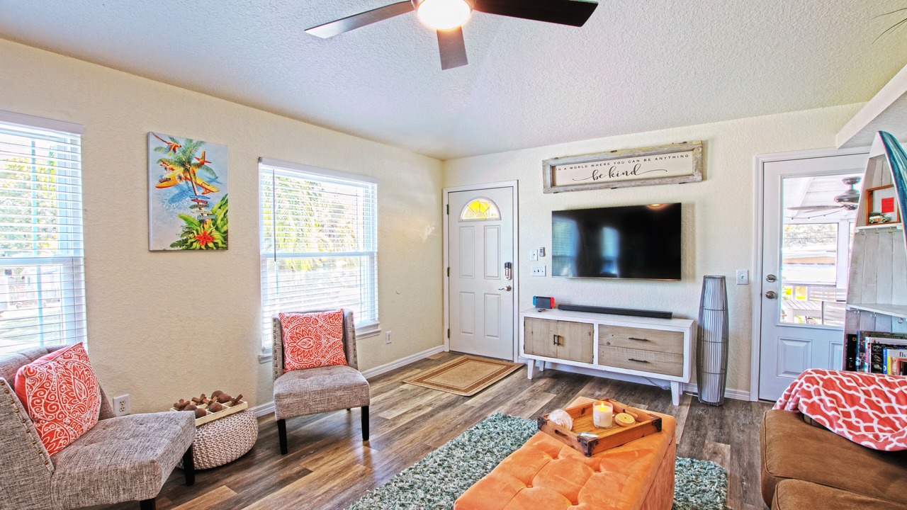 Photo of Livingroom in Crystal Beach