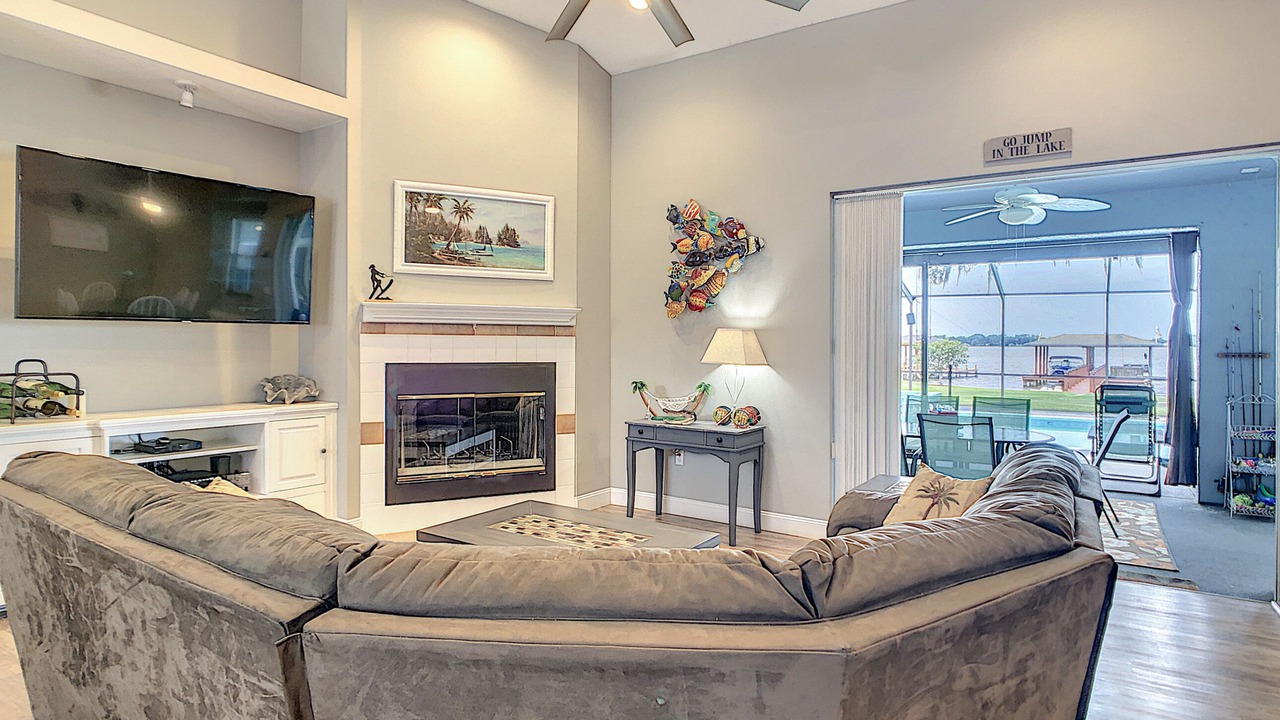 Photo of Livingroom in Inwood