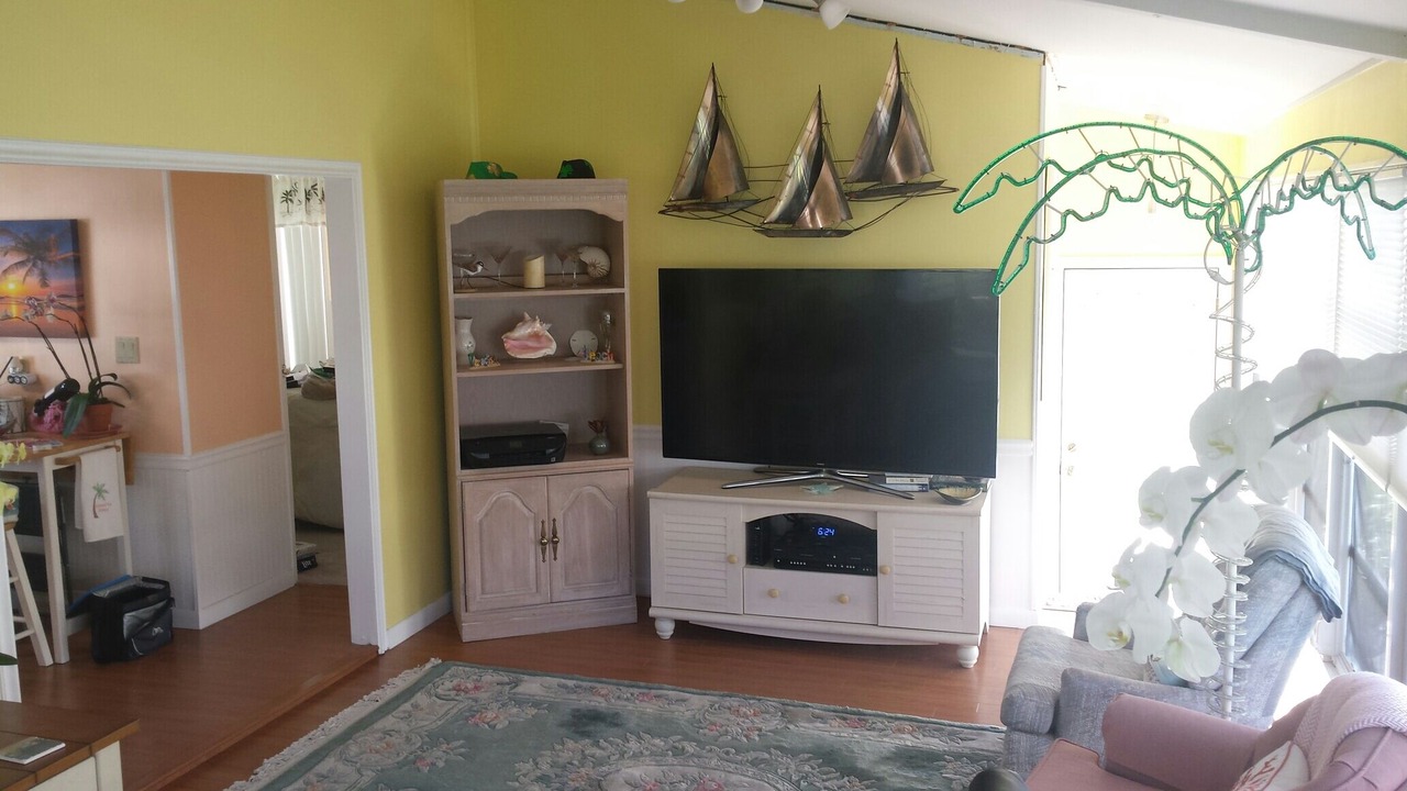 Photo of Livingroom in Biggar