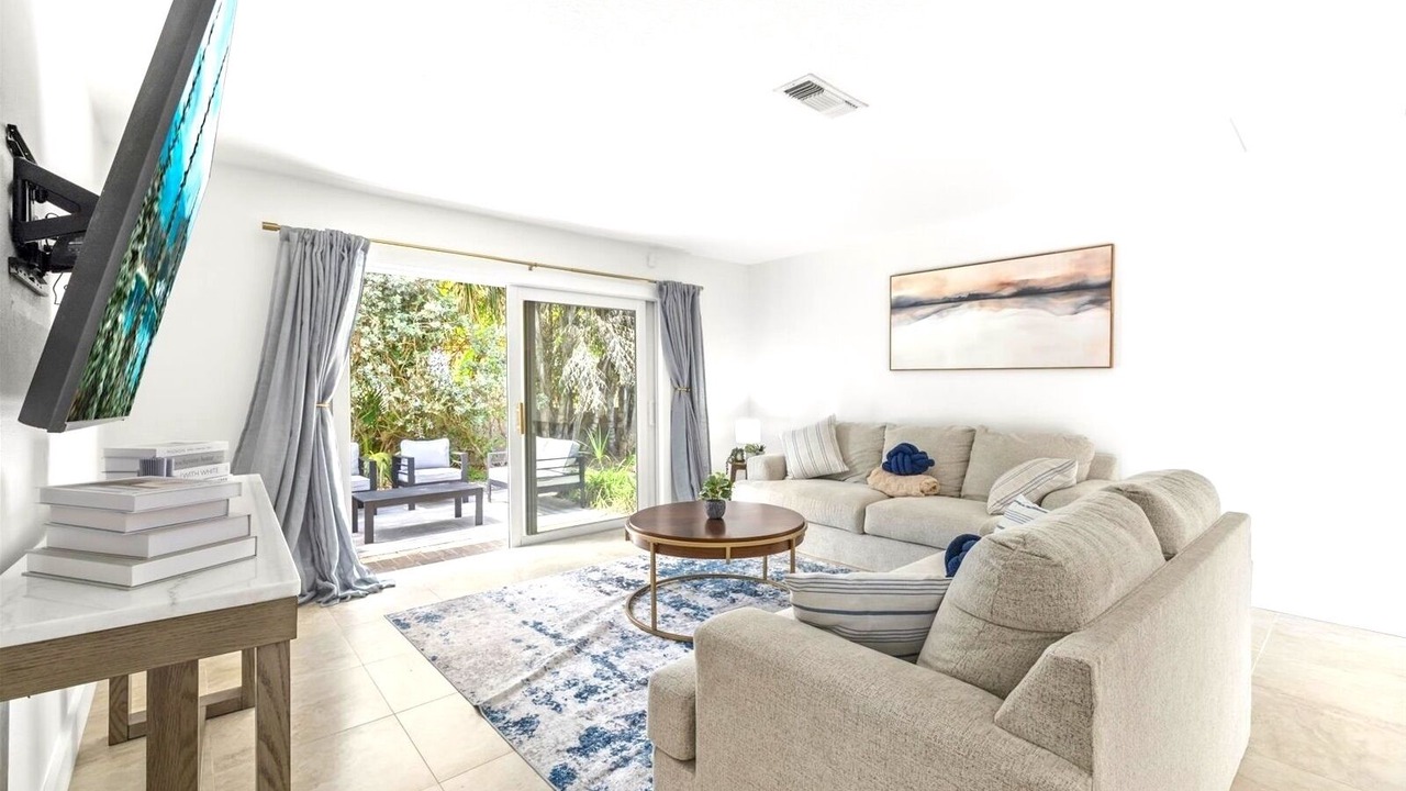 Photo of Livingroom in Siesta Key