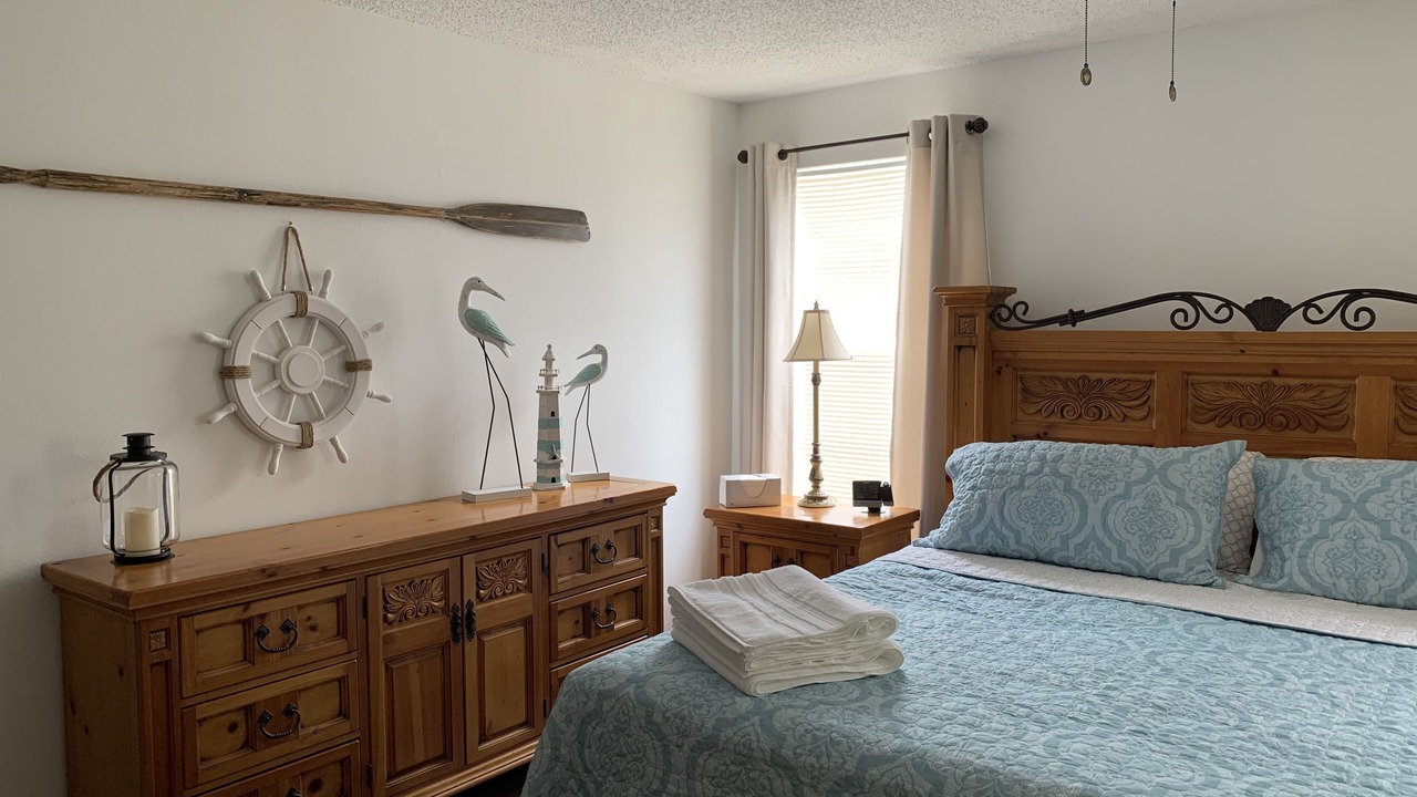 Photo of Bedroom in Caloosahatchee