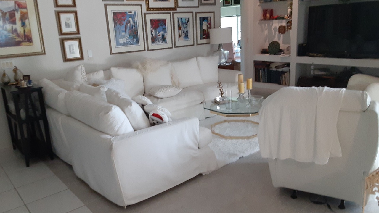 Photo of Livingroom in June Park