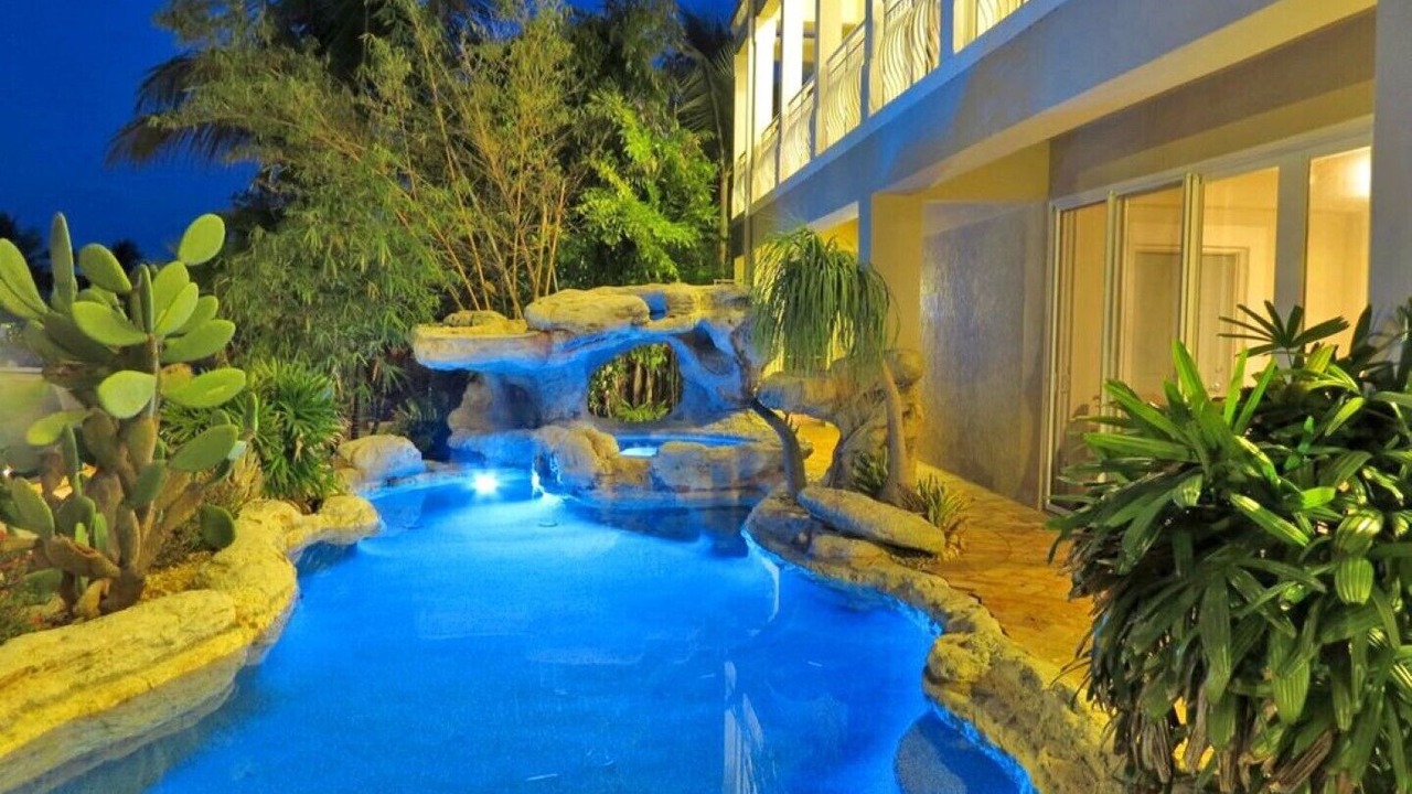 Photo of Outdoor in Venetian Shores