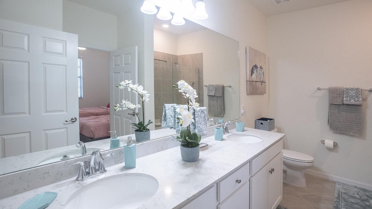 Photo of Bathroom in Lakewood Ranch