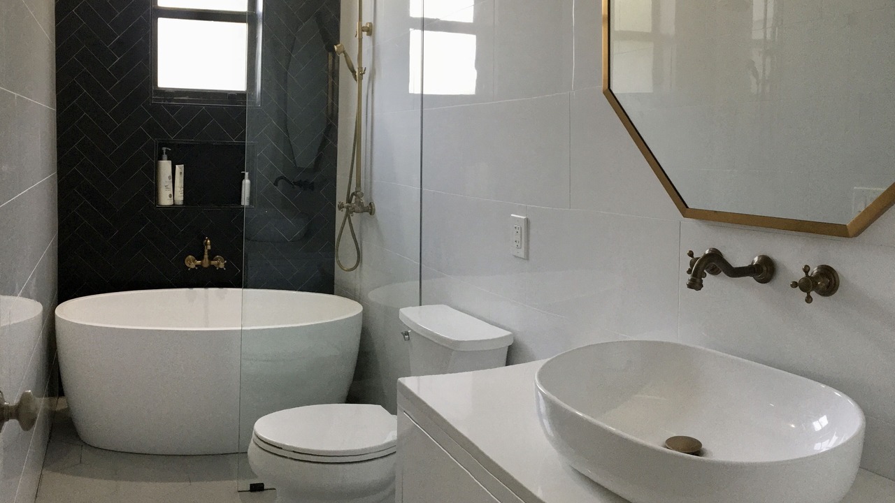 Photo of Bathroom in Vina Del Mar Island