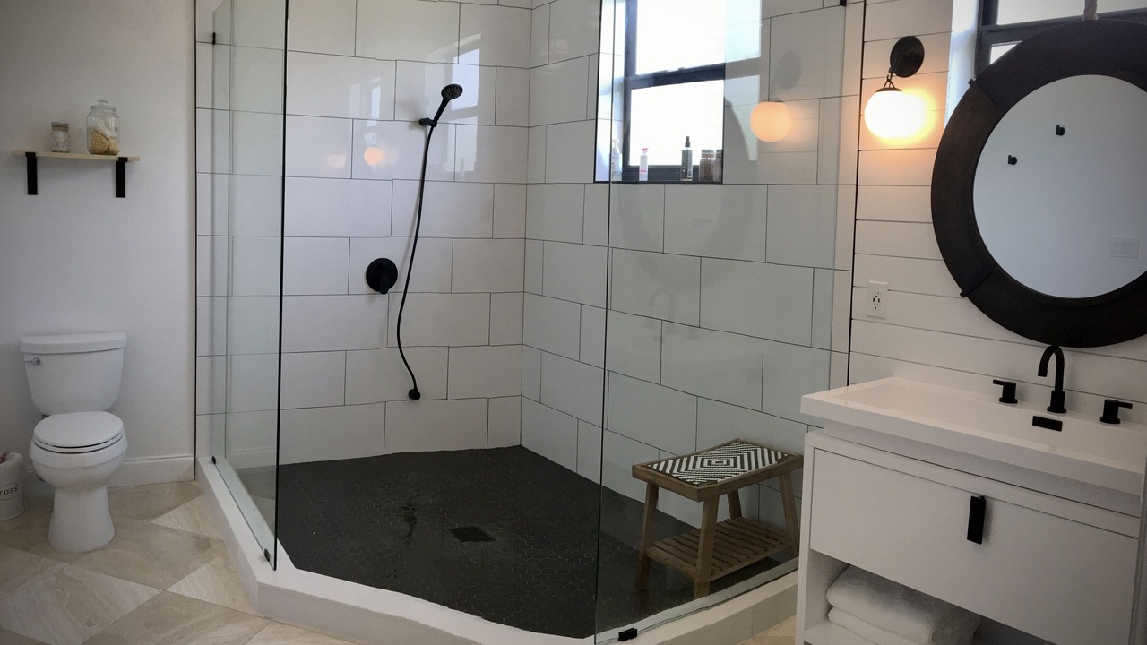 Photo of Bathroom in Vina Del Mar Island