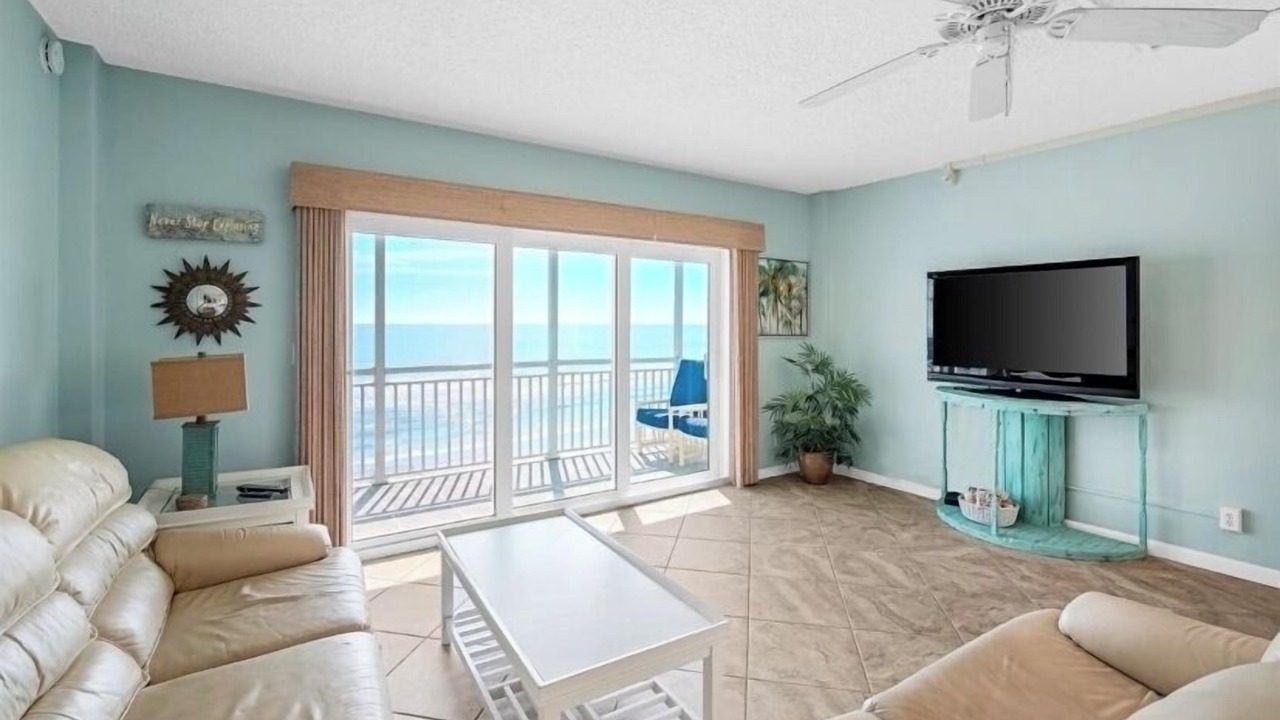Photo of Livingroom in South Patrick Shores