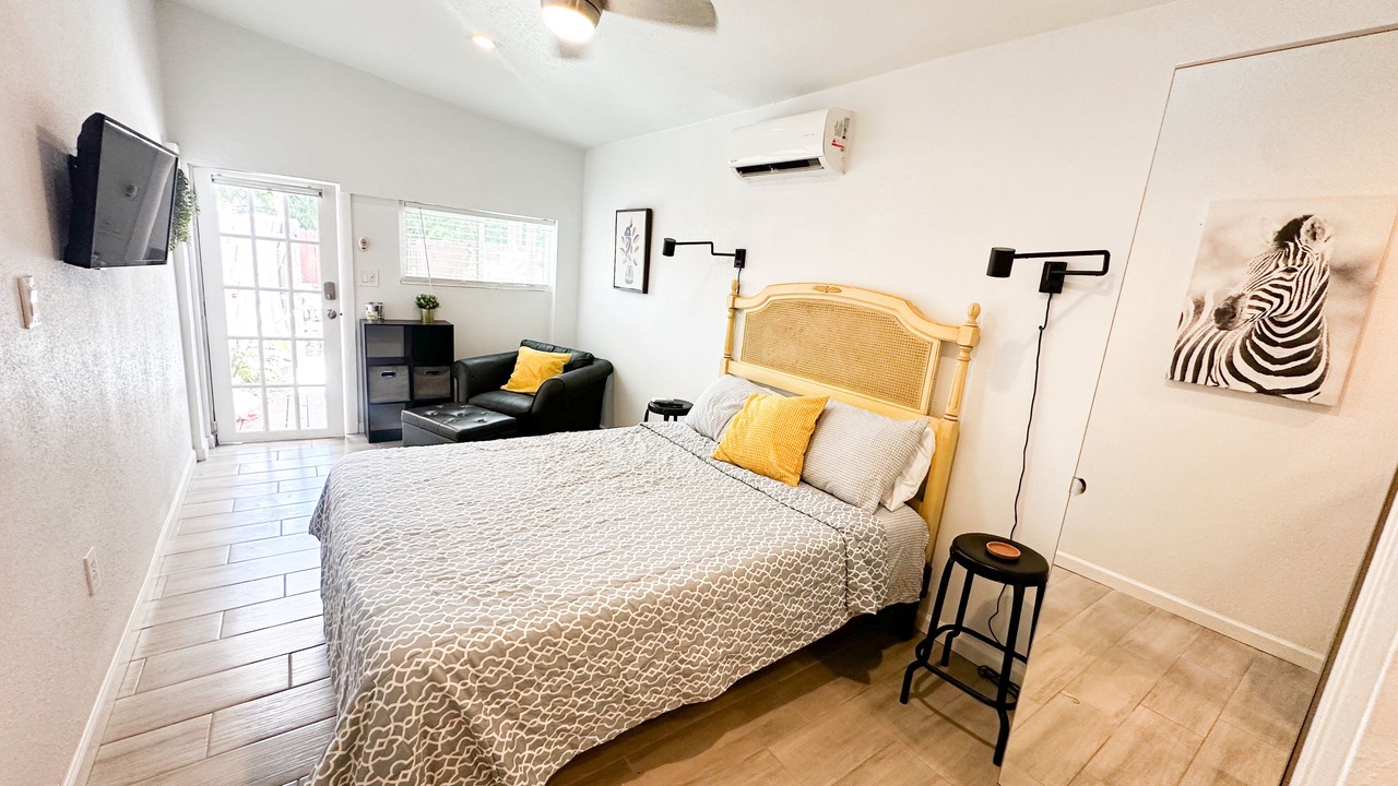 Photo of Bedroom in United Central