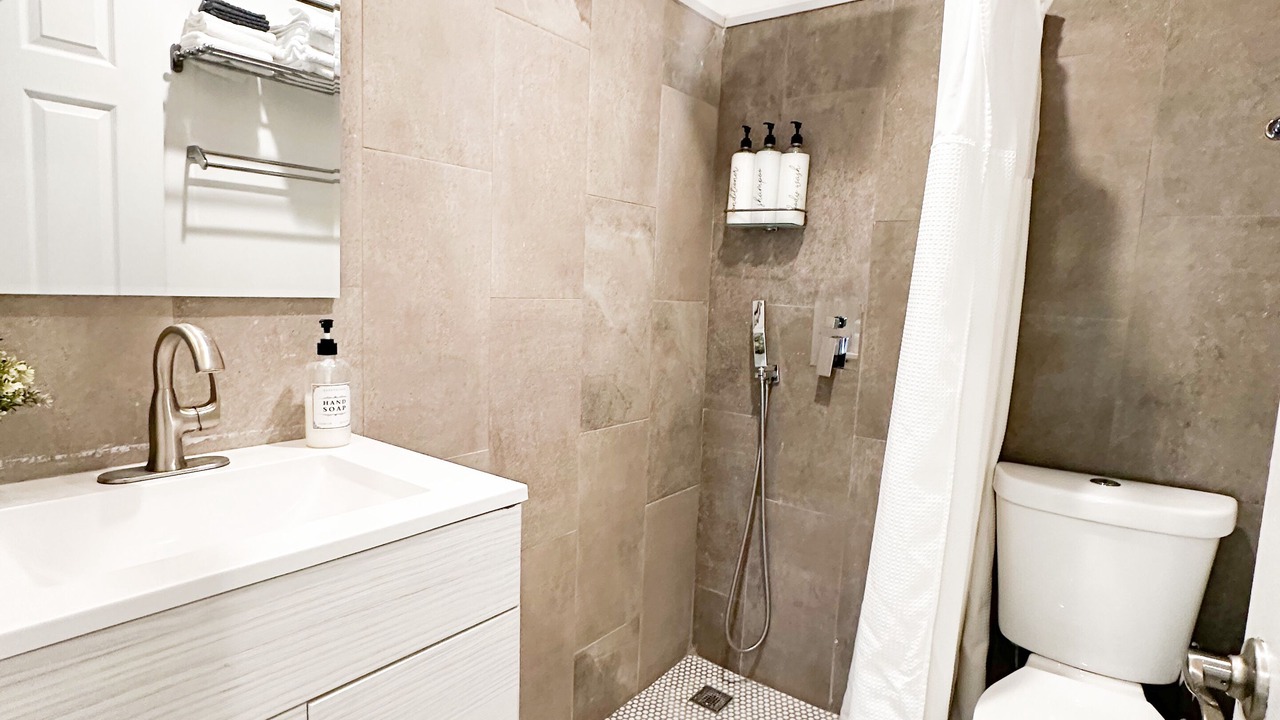 Photo of Bathroom in United Central