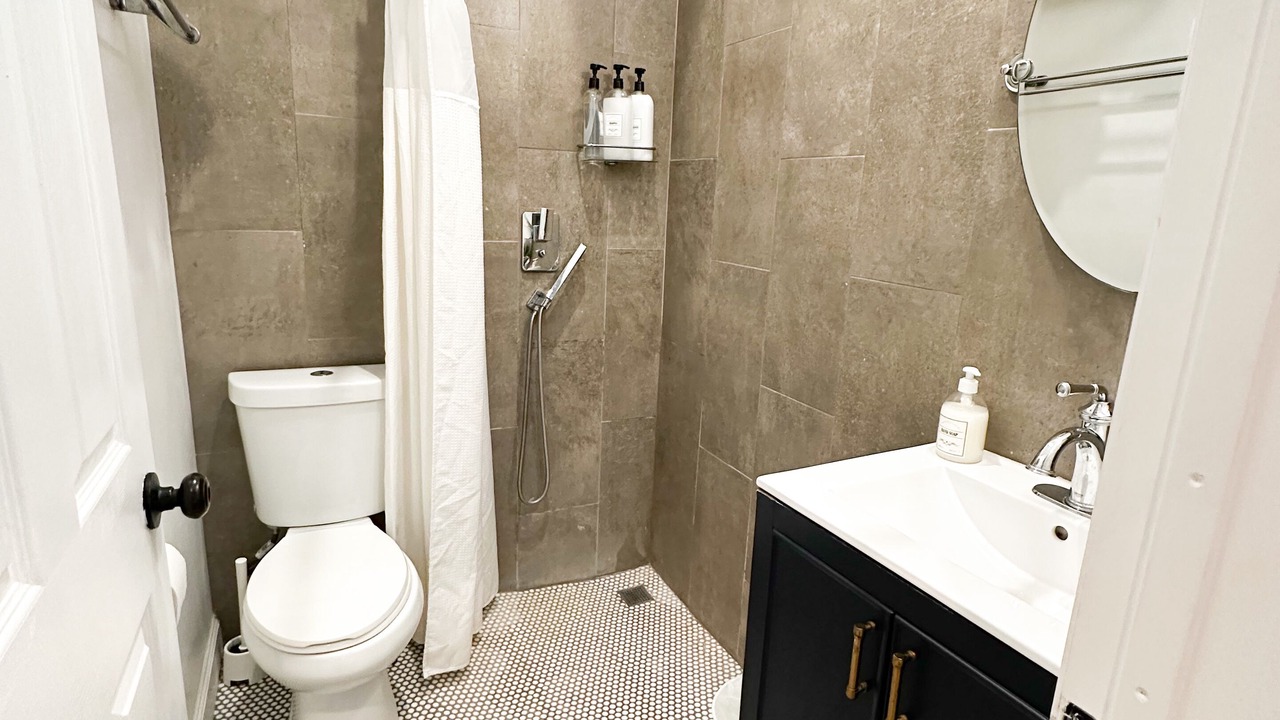 Photo of Bathroom in United Central