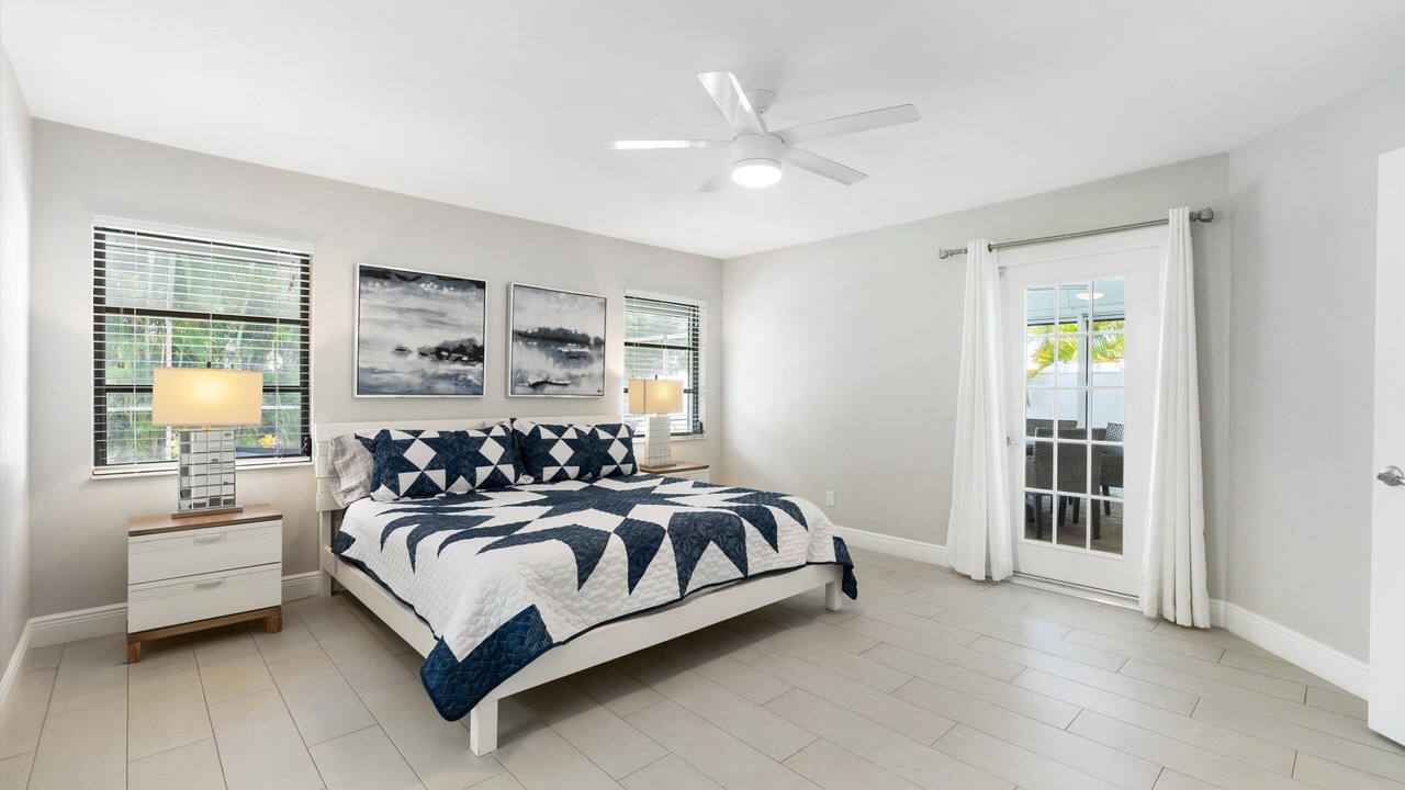 Photo of Bedroom in Naples Park