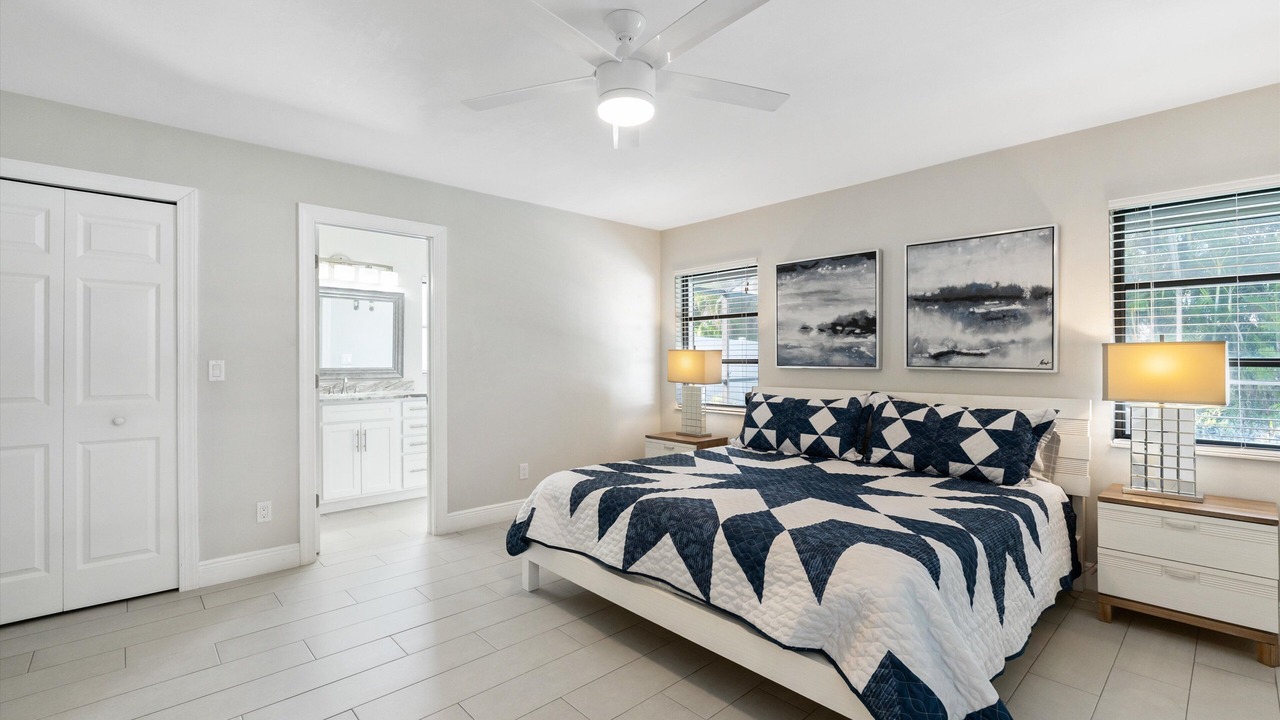 Photo of Bedroom in Naples Park