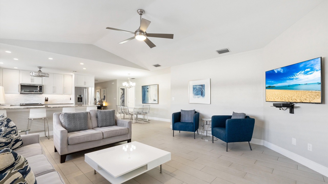 Photo of Livingroom in Naples Park