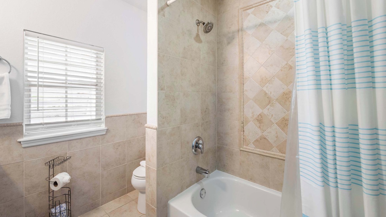 Photo of Bathroom in Naples Park