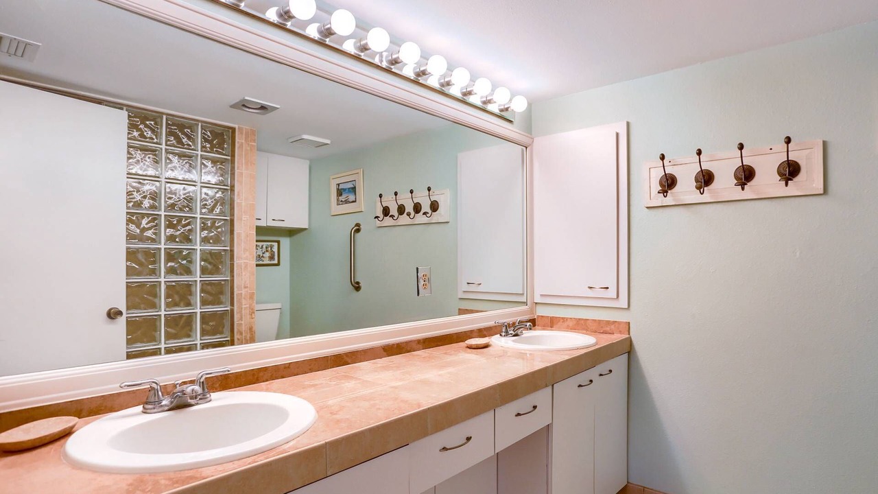 Photo of Bathroom in Indian Shores