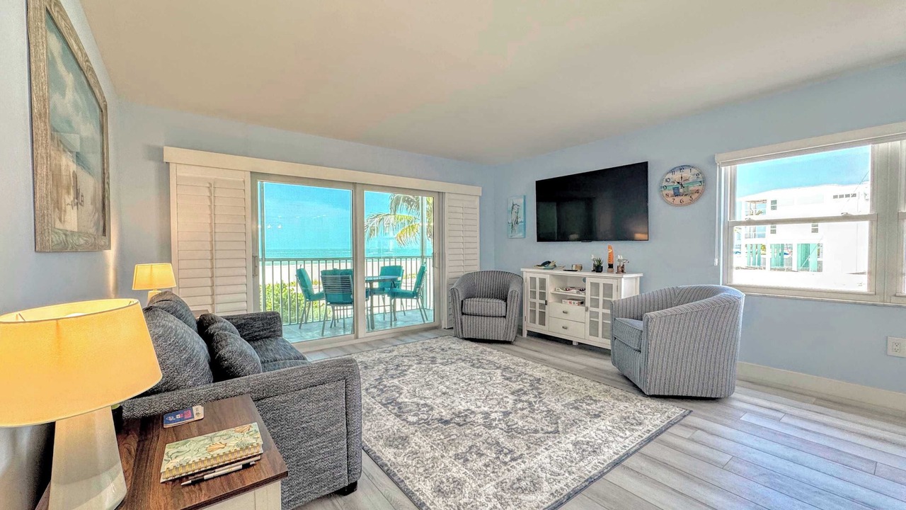 Photo of Livingroom in Fort Myers Beach