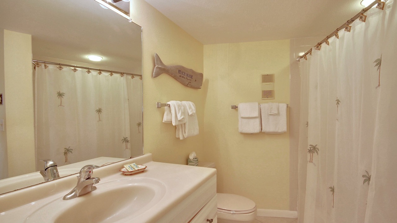 Photo of Bathroom in Sunset Beach