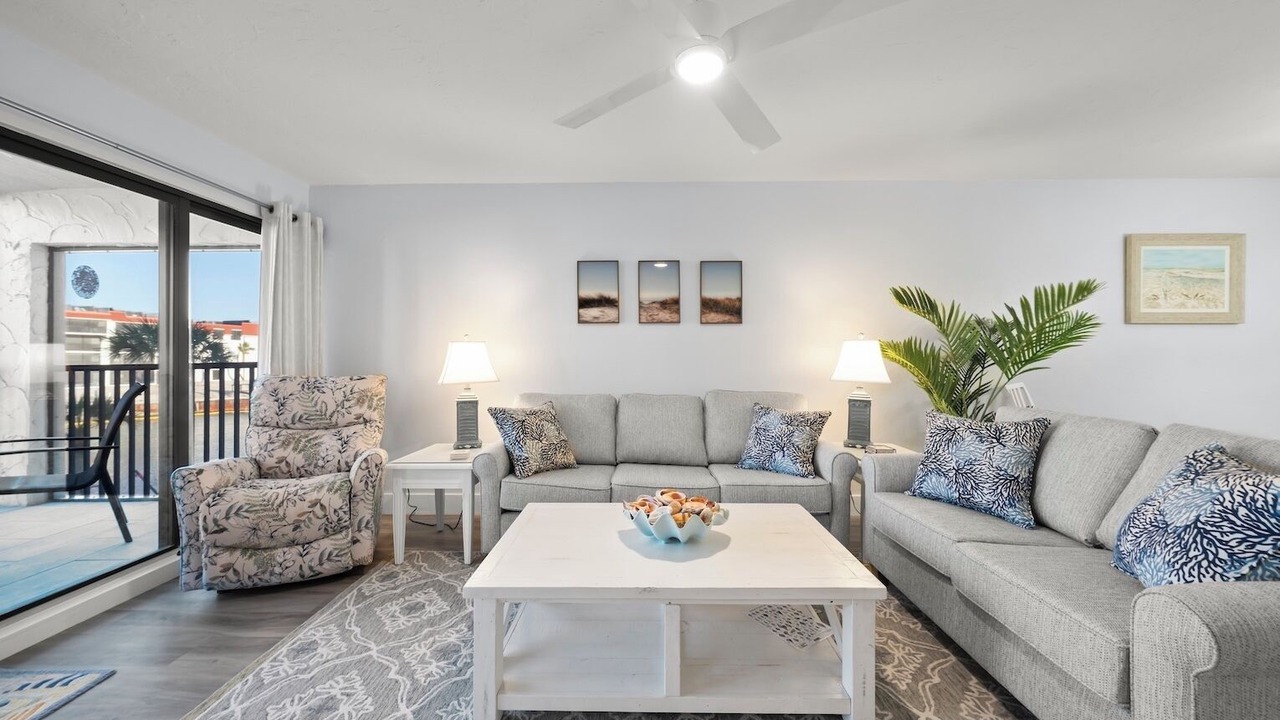 Photo of Livingroom in Sanibel