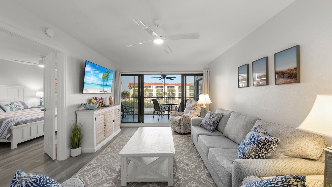 Photo of Livingroom in Sanibel