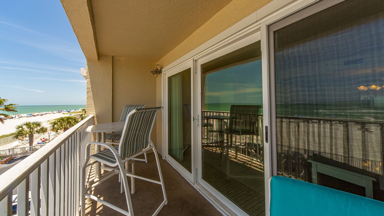 Photo of Patio Balcony in Madeira Beach