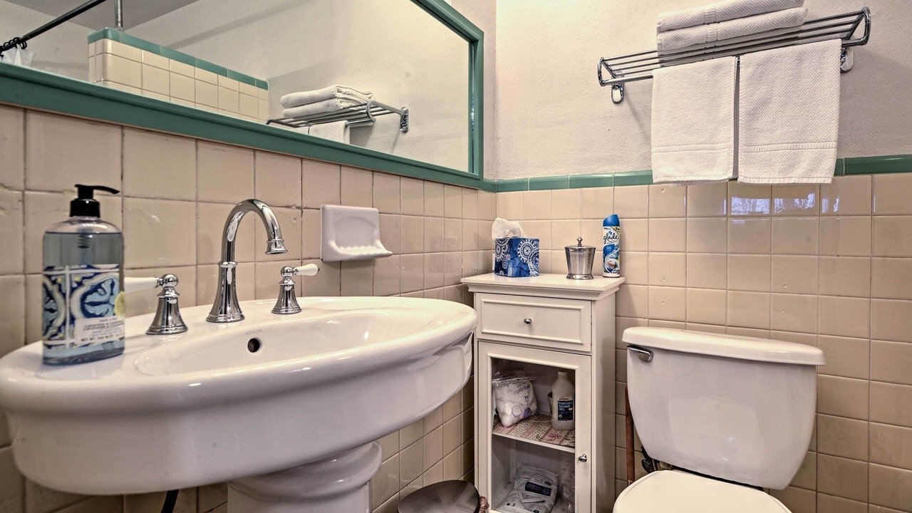 Photo of Bathroom in Lake Wales