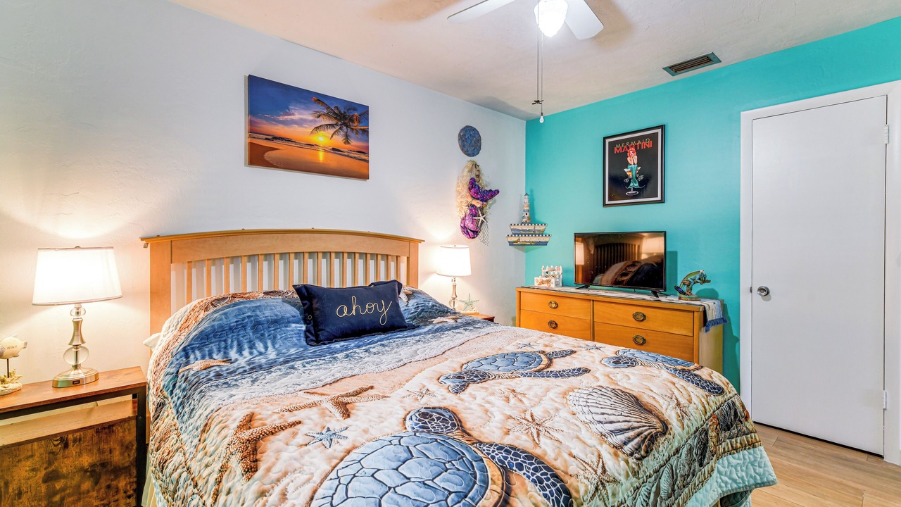Photo of Bedroom in Whitney Beach