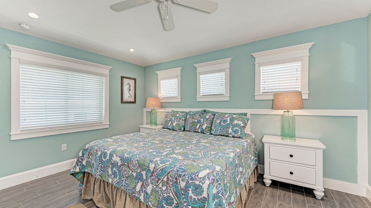 Photo of Bedroom in Holmes Beach