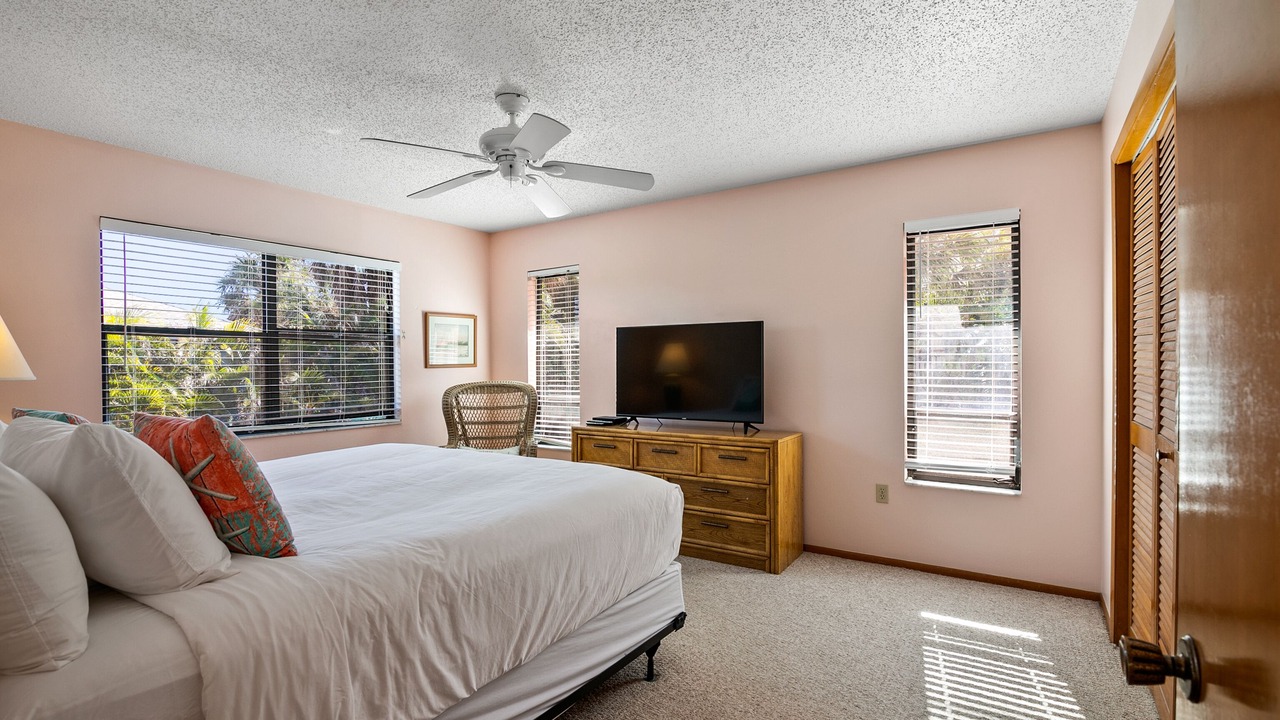 Photo of Bedroom in Holmes Beach