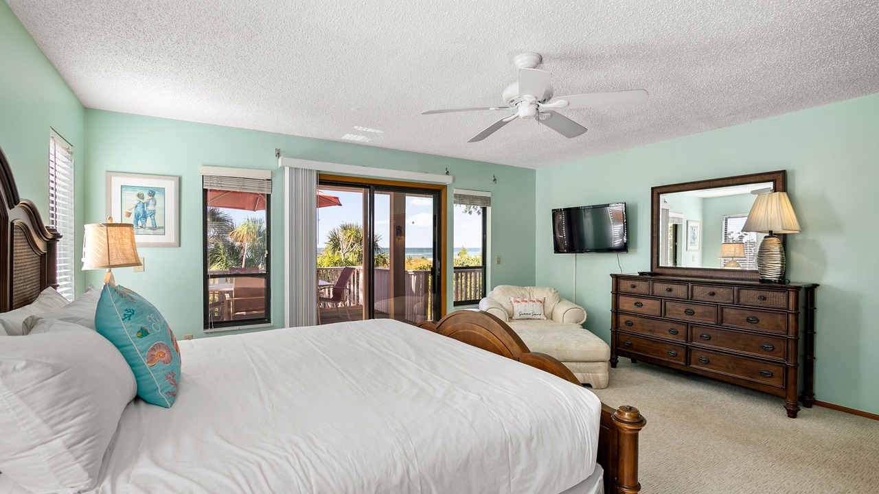 Photo of Bedroom in Holmes Beach