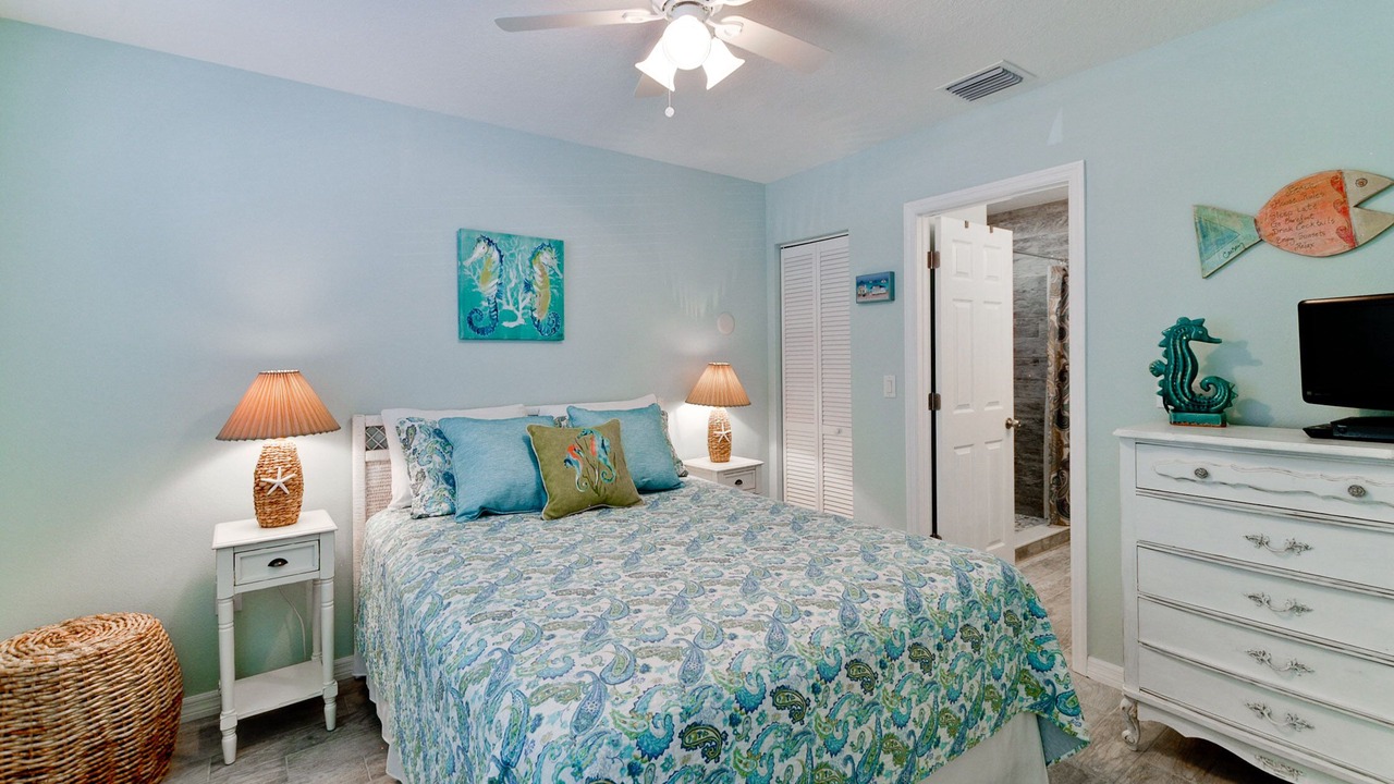 Photo of Bedroom in Holmes Beach