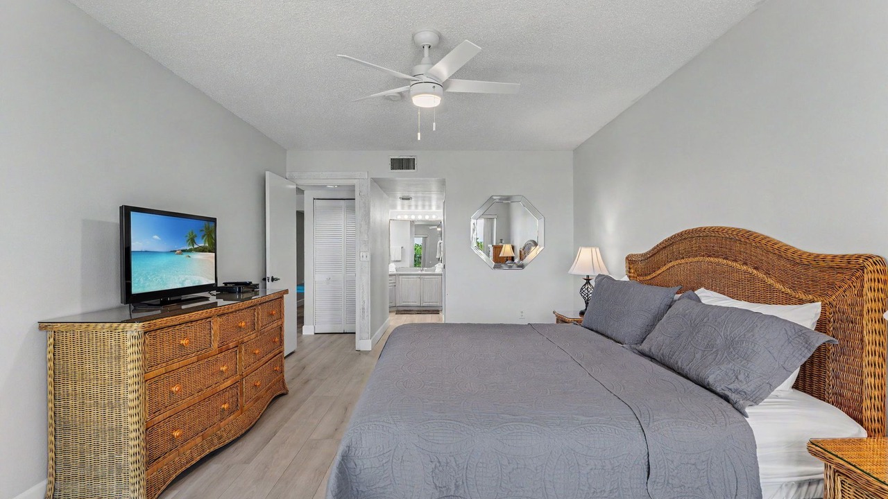 Photo of Bathroom in Sunset Beach