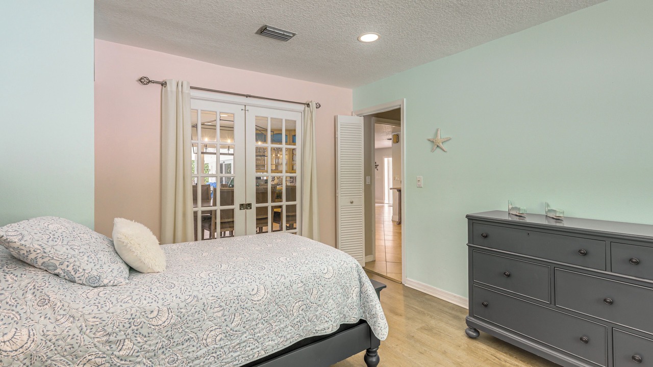 Photo of Bedroom in Singer Island